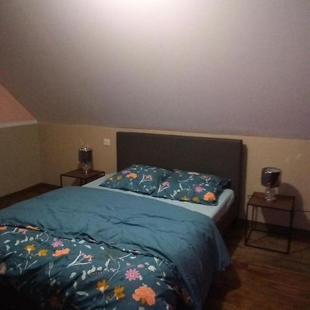 Flat Apartman Le Faouët Kültér fotó